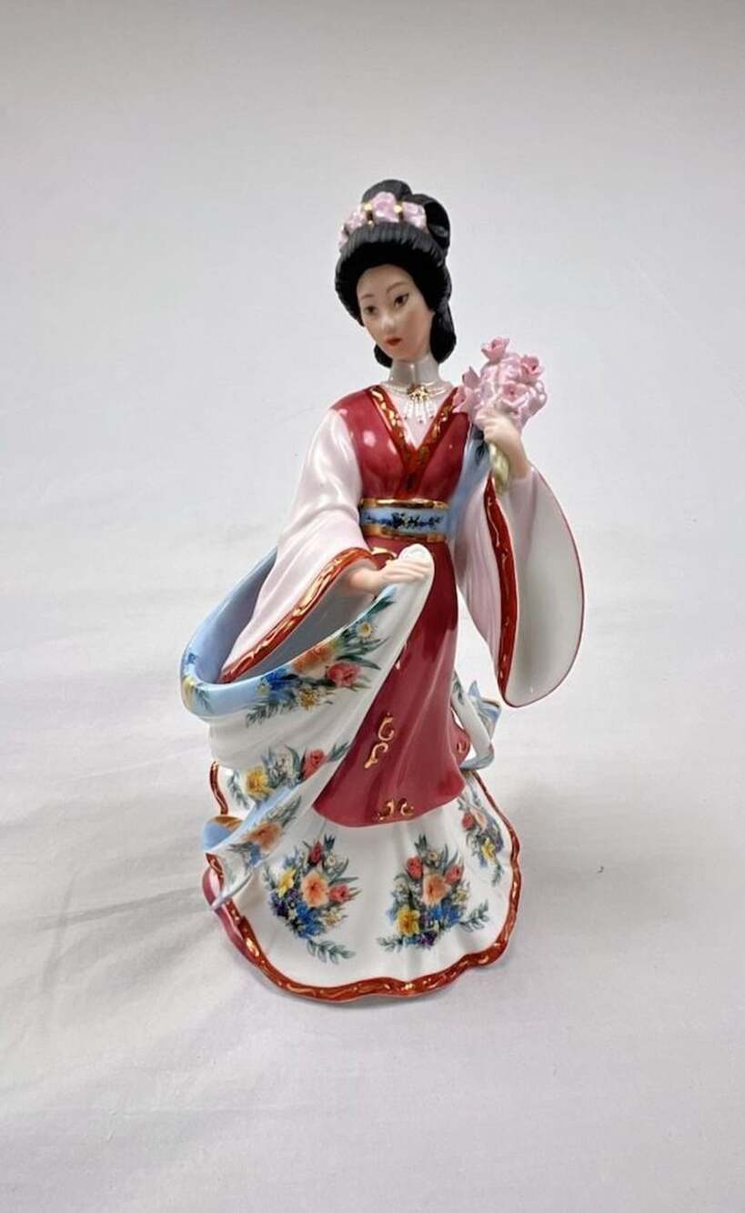 Danbury Mint Lena Liu Porcelain Plum Blossom Princess Figurine
